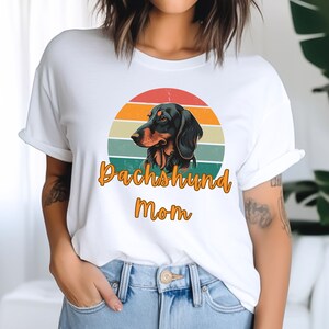 Dachshund Shirt, Dachshund Mama Shirt, Gift for Dachshund Lovers, Dog Mom T-Shirt, Dog Owner T-Shirt, Women&#39;s Shirt, Christmas Gift for Her
