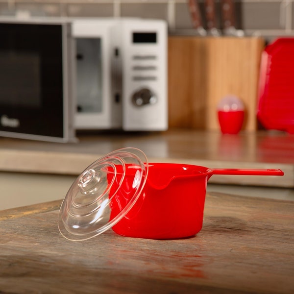 microwave saucepan great for cooking and heating food.