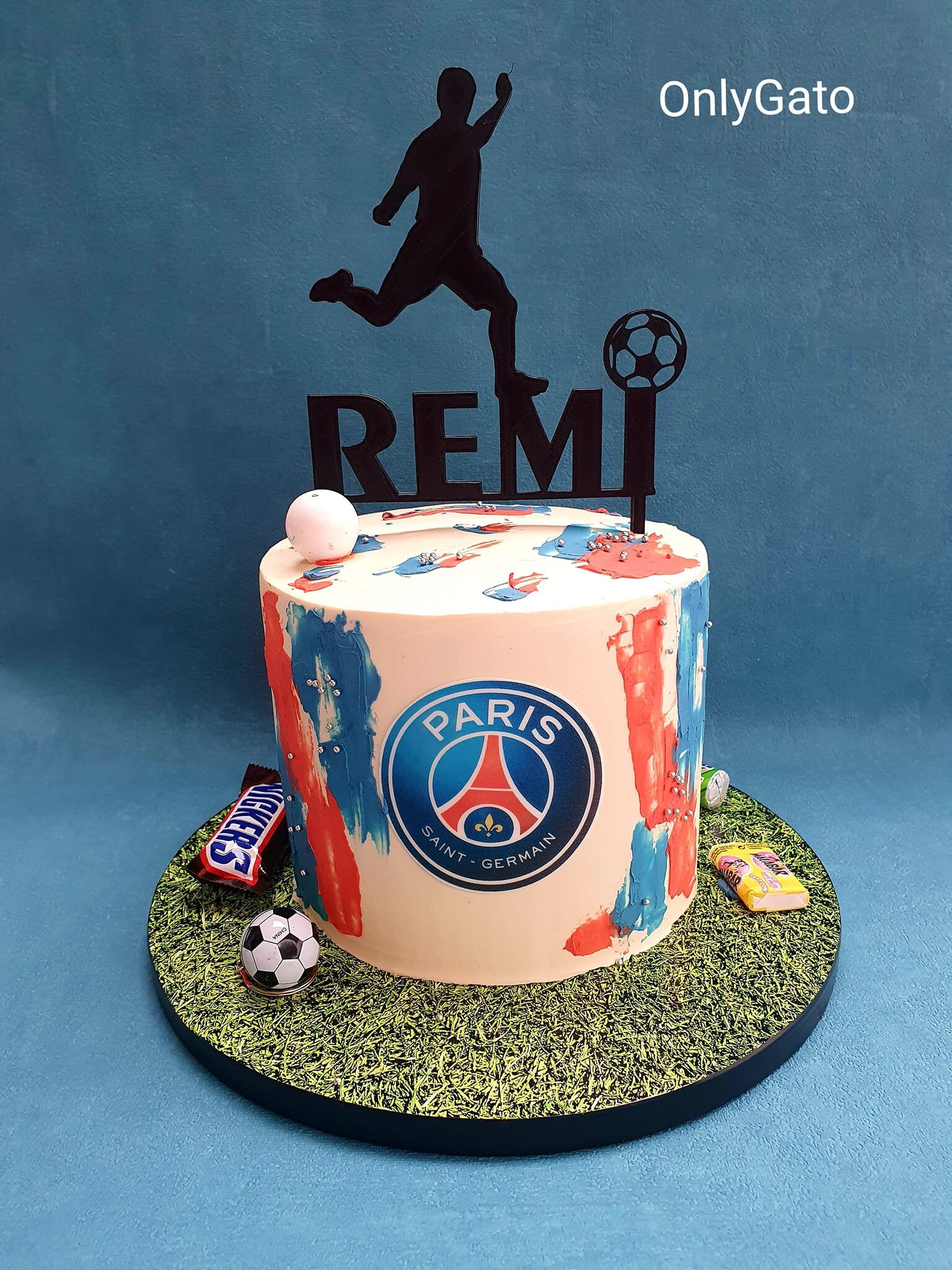 kit d'anniversaire PSG football pour 12 personnes