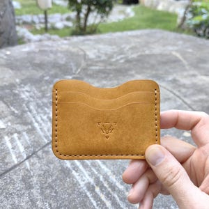 Cartera de cuero hecha a mano, Cartera personalizada, Cartera unisex, Tarjetero, Cartera vertical de cuero, Tarjetero de cuero