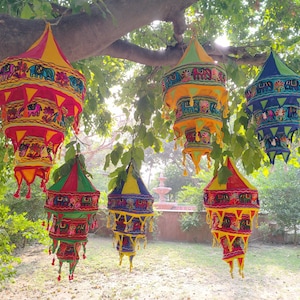 Indische Bruiloft Decor Olifant Geborduurde Lantaarns Decoratieve Katoenen Stof Lampenkap Mooie Tuin Kroonluchters Opvouwbare Tent Hangend