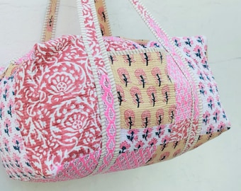 Indian Cotton Duffel Bag Handmade Quilted Weekender Bag Large Floral overnight Bag, Large Toiletry Bag, Beautiful Travel Bag, Gift for Girls