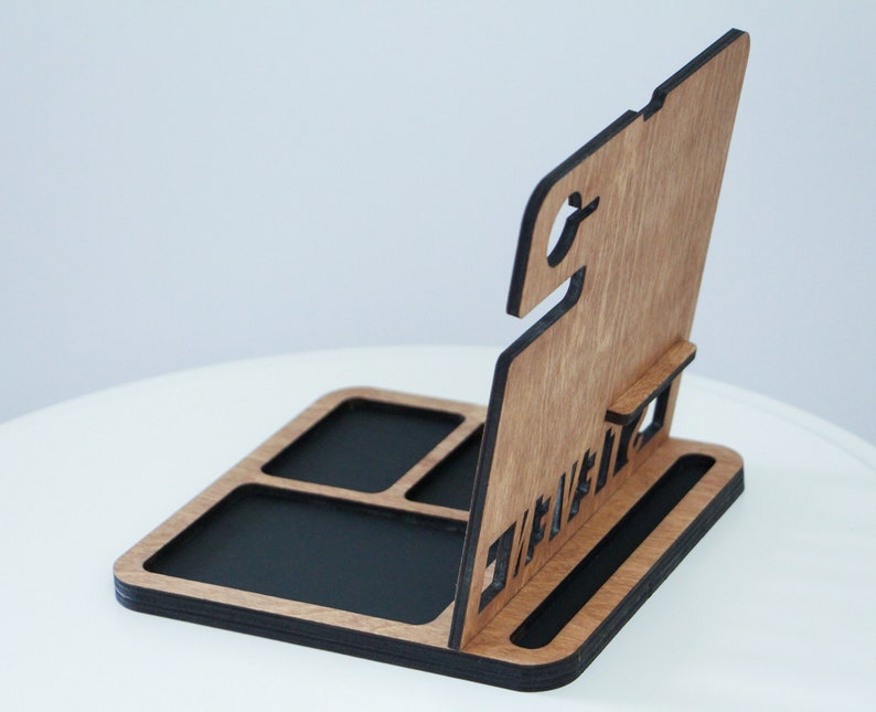 Personalized Docking Station Men, Gift For Him, Gift for Men, Wooden Docking Station, Gift for Boyfriend, Gift for Husband, Anniversary Gift image 7