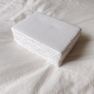 Muster: Handgemachtes Baumwollpapier/ Büttenpapier für Einladungen etc. Bild 1