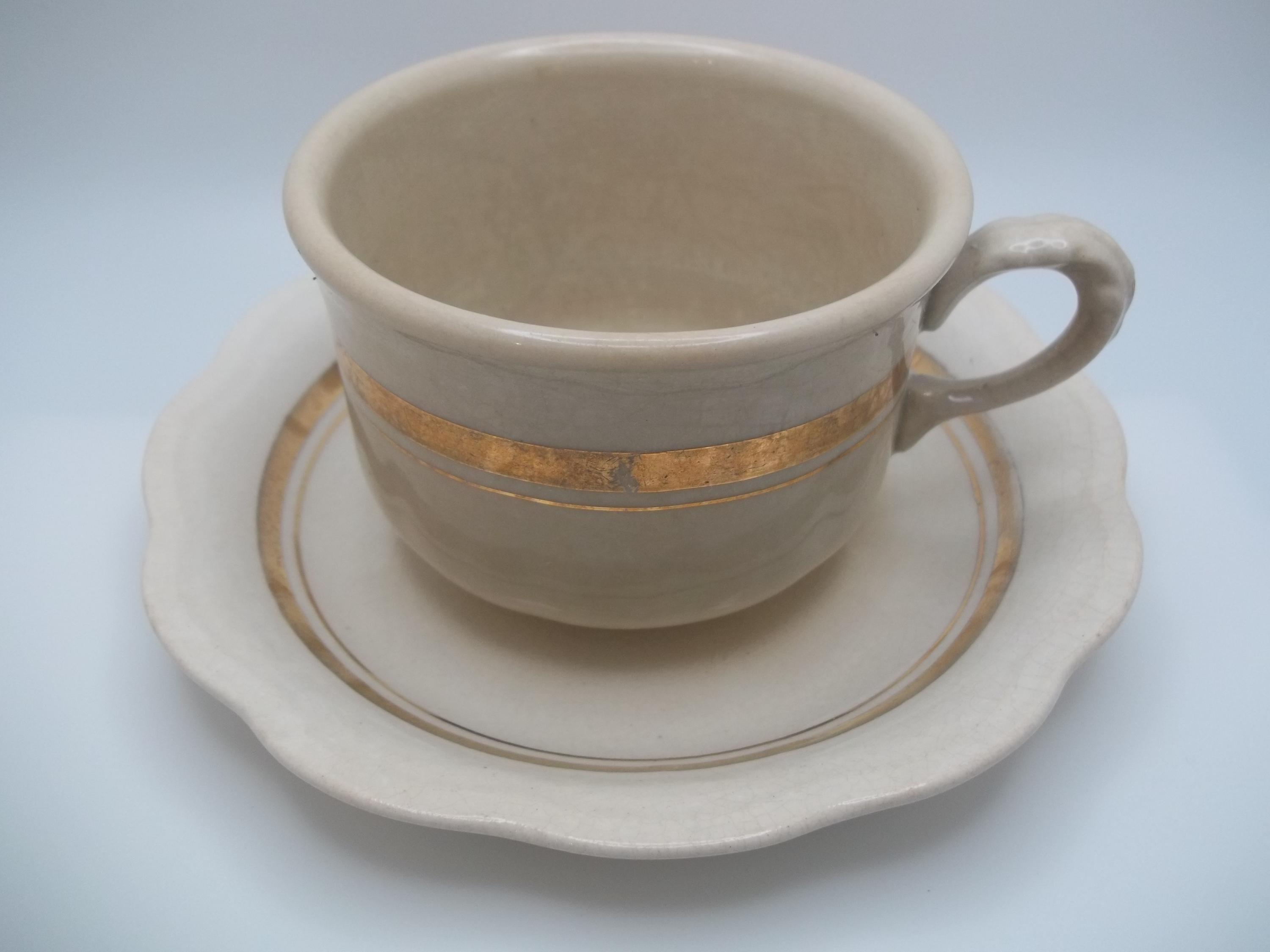 Rare Vintage Colonial Co. Bell Mark Cup & Saucer – Off-white