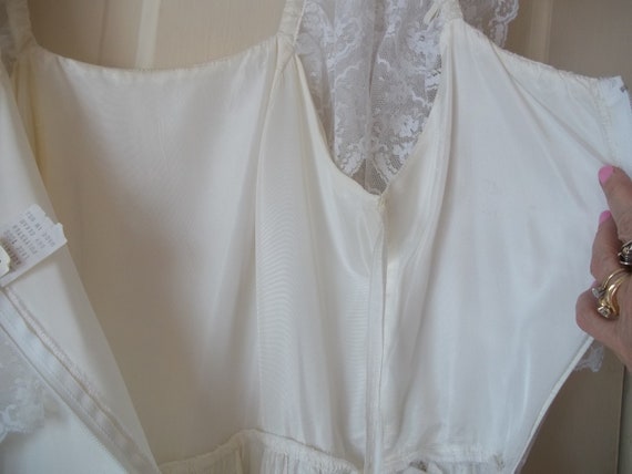 Whimsical Elegance: Lacy White Ruffled Dress for … - image 6