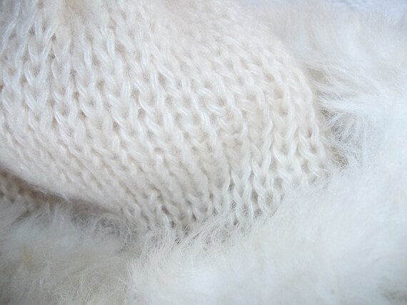 White Knitted Long Fur Toboggan Beanie Hat One Si… - image 3