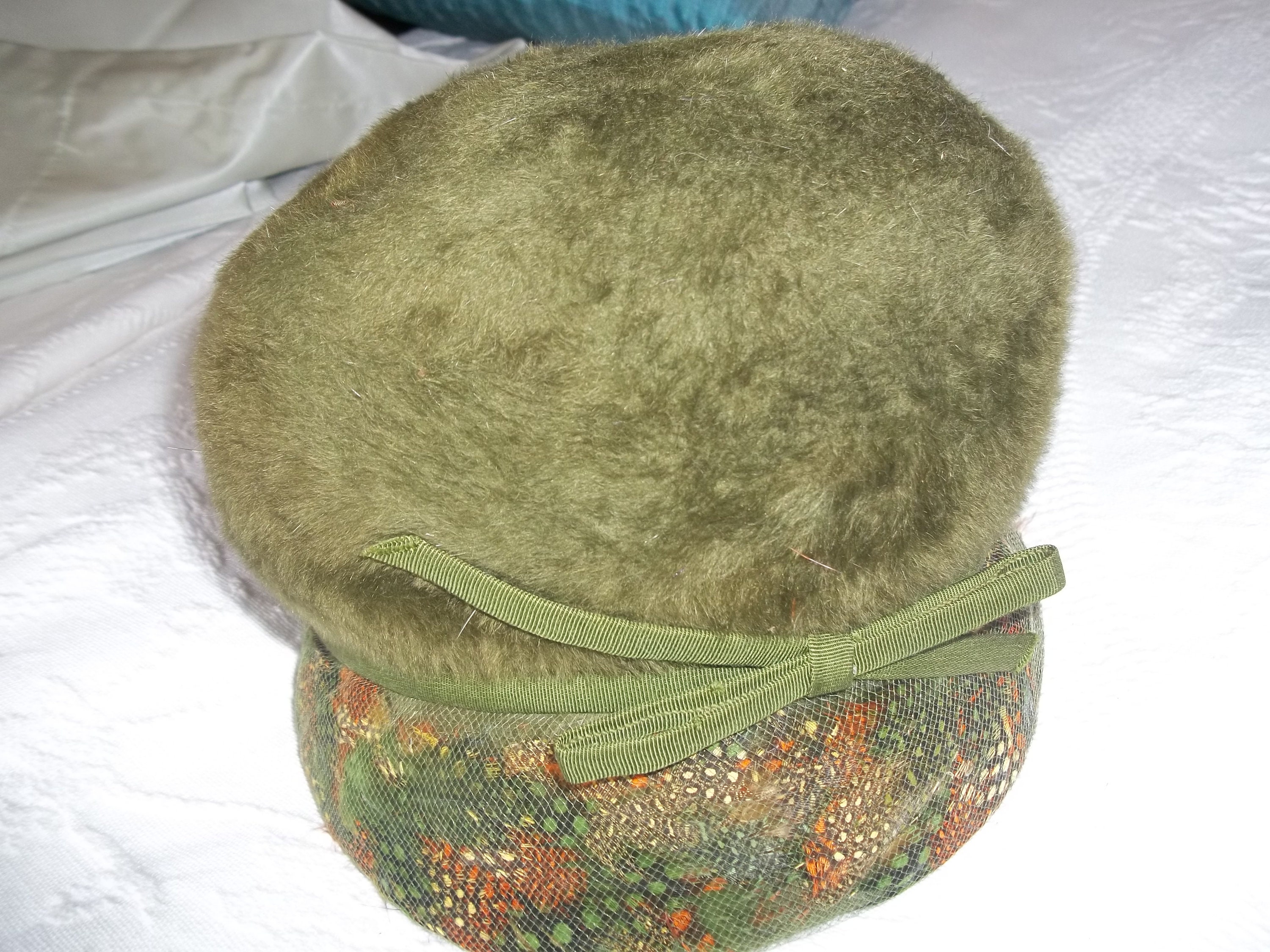 Olive Green Cloche Hat Coronet Exclusive Stamped Mystere Imported Fur Banded Feathers Retro 50s - FREE Gift Included!!
