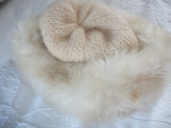 White Knitted Long Fur Toboggan Beanie Hat One Si… - image 5