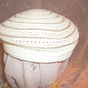 1950s Everitt Original Cream Straw Pillbox Hat – Mesh & Grosgrain Bow, Rolled Brim, Vintage Spiral Weave - FREE Gift Included!!