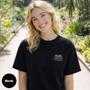 Camiseta bordada con colores Waffles Comfort, camisa Waffles, regalo Waffles imagen 2