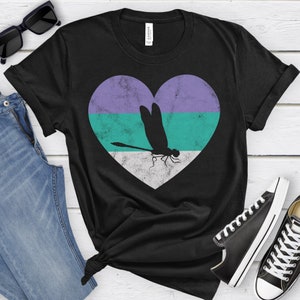 Dragonfly Shirt for Women and Girls, Cute Dragonfly T-Shirt, Retro Vintage Dragonfly Shirts, I Heart Dragonflies, Gift for Dragonfly Lover