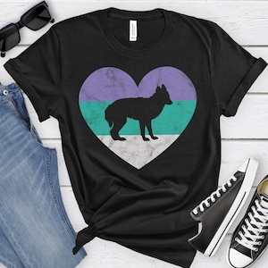 Coyote Shirt for Women and Girls, Cute Coyote T-Shirt, Retro Vintage Coyote Shirts, I Heart Coyotes, Gift for Coyote Lover