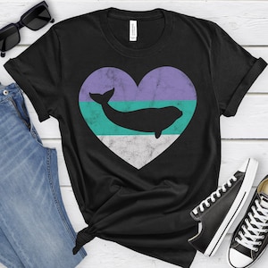 Beluga Whale Shirt for Women and Girls, Cute Beluga Whale T-Shirt, Retro Beluga Whale Shirts, I Heart Beluga Whales, Gift for Whale Lover