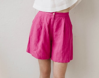 Women's linen shorts URTĖ. Classy linen shorts for women. Loose linen shorts with a zipper in berry pink