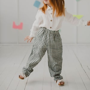 Linen pants for kids VĖJOPATIS. Linen pants for toddlers. Unisex linen pants for children