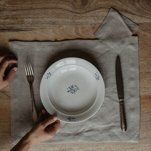 Linen placemat set. Pre-washed and softened linen placemats Natural linen