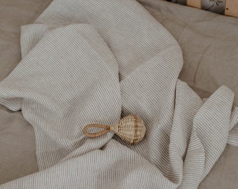Linen baby swaddle. Linen baby blanket
