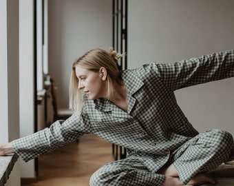 Women's linen pajama set PRAURIMĖ. Linen pyjamas for women. Women's linen PJ. Women's linen pants ant oversized shirt pajama set