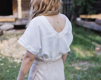 Top de lino para mujer VYTĖ. Top corto de lino en blanco crema. Top de lino de verano. Top de lino con espalda descubierta.