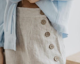 Striped Linen Pants: Women&#39;s High-Waisted Trousers with Side Buttons