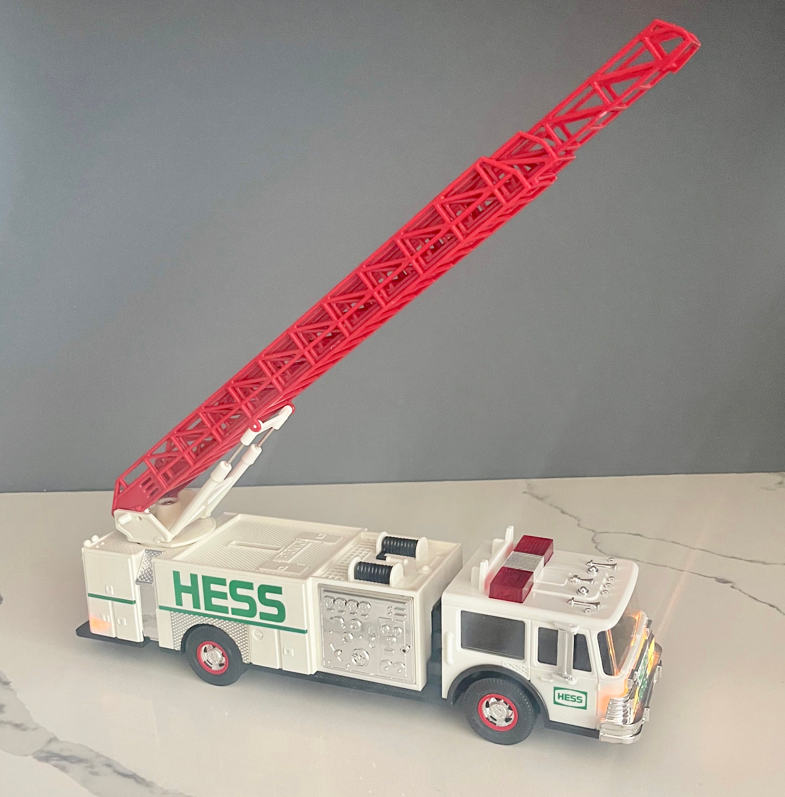 Vintage 1989 Hess Fire Engine Truck Bank Etsy