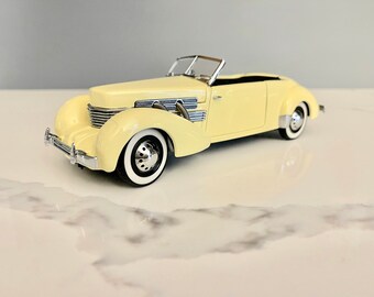 Franklin Phaeton Mint, Vintage 1937 Cord 812 Yellow Phaeton Coupe