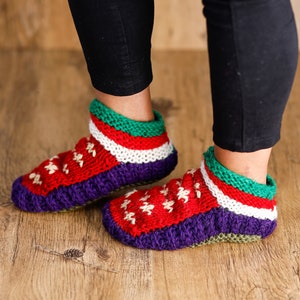 Cozy Comfort: Hand-Knit Unisex Wool Socks with Fleece Lining - Naturally Warm and Uniquely Colorful -- Length 10&#39;&#39; and stretchable