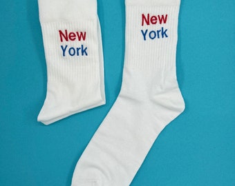 New York | Bestickte Socken Tennissocken Weiß New York Schriftzug, Farbe individuell