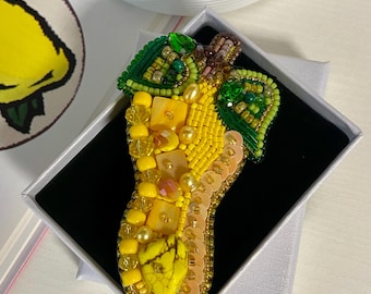 Sicilian Lemon Beaded Brooch – Amalfi Coast Embroidered Art Jewelry