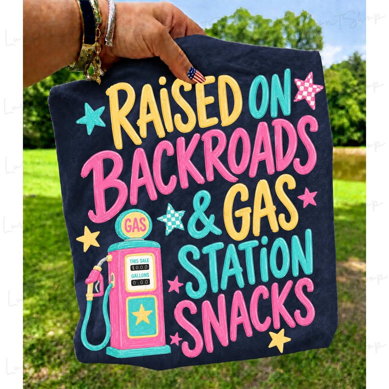 Landsbygdsflicka png, uppvuxen på småvägar och snacks från bensinstationen png, retro sydstats-png, sublimeringsdesign (digital nedladdning) bild 2