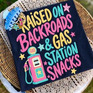 Landsbygdsflicka png, uppvuxen på småvägar och snacks från bensinstationen png, retro sydstats-png, sublimeringsdesign (digital nedladdning) bild 3