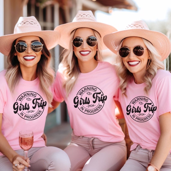 Warning Girls Trip In Progress T-Shirt For Vacation Warning Girls Trip In Progress T-Shirt For Vacation