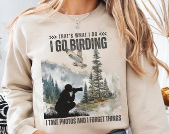 Vintage Birdwatching Sweatshirt, Retro Unisex Nineties Bird Crewneck Wildlife Sweatshirts Birding Sweater Apparel Gifts Bird Watcher Sweater