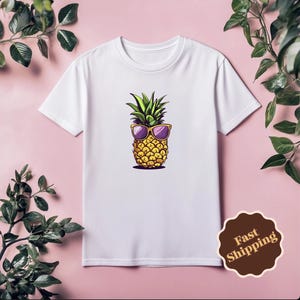 Cool ananas T-shirt | Leuk cartoon-stijl T-shirt | Zomerse vibes cadeau