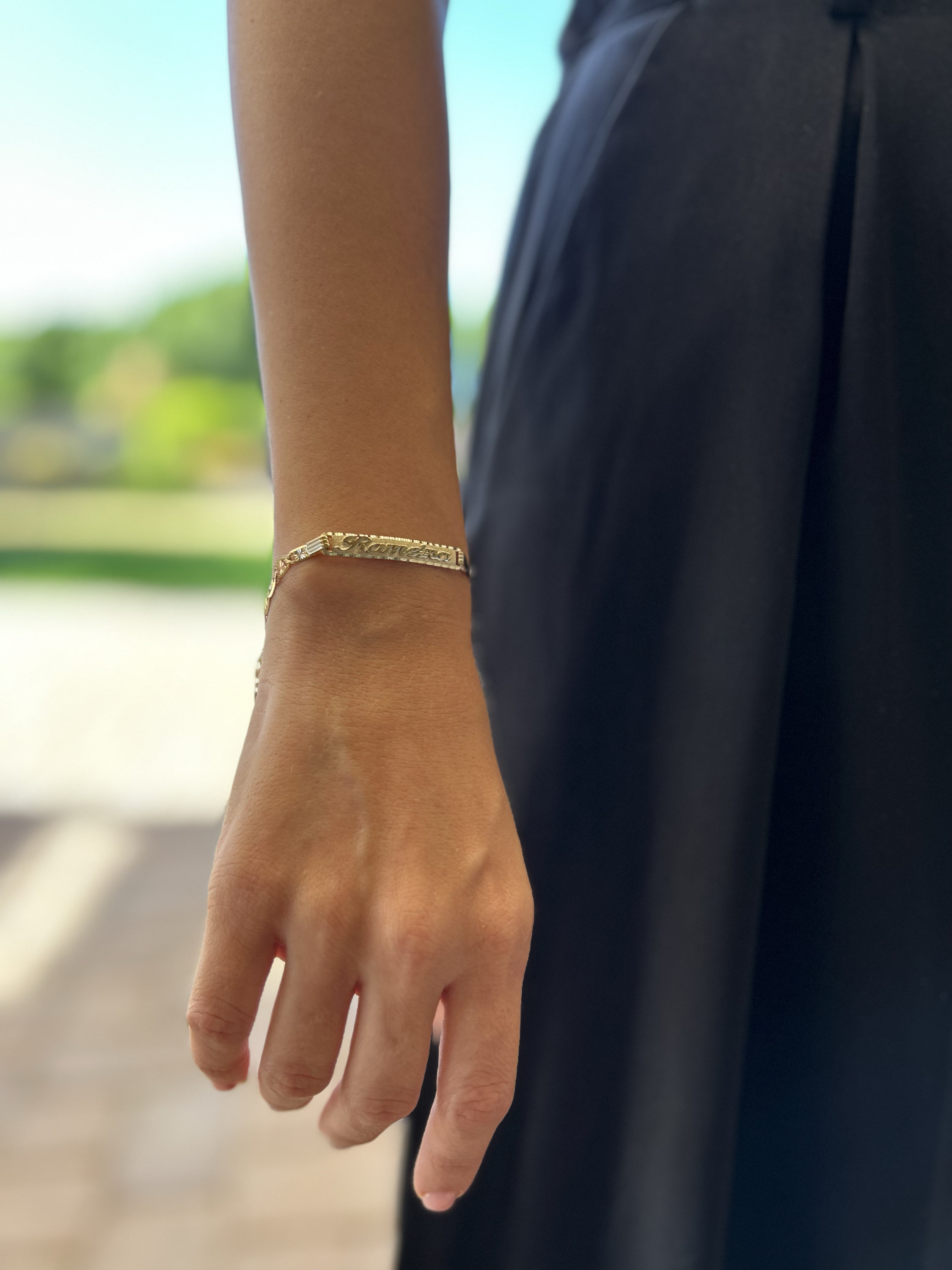 14k Trigold Women's Valentino Link ID Bracelet With Gold