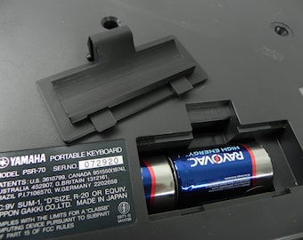 3D Printed Replacement Battery Cover for Yamaha PSR-70 D Sized Batteries