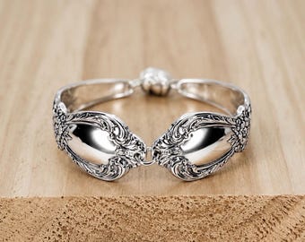 Vintage Spoon Bracelet | Handmade Silverware Bracelet | Magnetic Clasp Bracelet | Upcycled Flatware Jewelry | Gift for Her Heritage Pattern