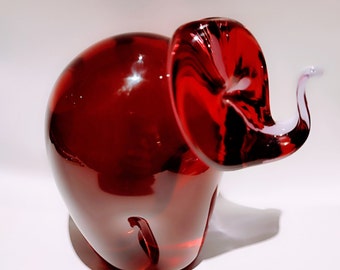 Pink Glass Elephant Vintage