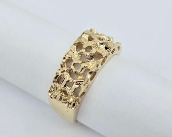 Unique 14K Karat Solid Yellow Gold Designer Diamond Cut Nugget Ring - Size 5.50