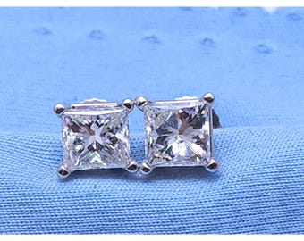 Exquisite 14K Karat Solid White Gold Designer Princess Cut Diamond Stud Earrings