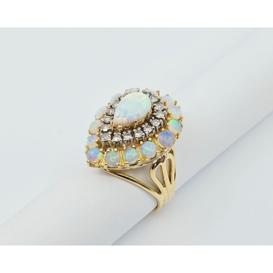 Vintage 18K Karat Solid Yellow Gold Designer Opal & Diamond Ring - Size ...