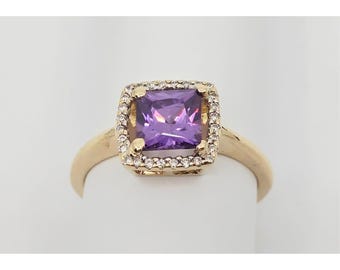 Unique 14K Solid Yellow Gold Designer Diamond & Purple Crystal Ring - Size 6.50