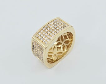 Unique 14K Karat Solid Yellow Gold Designer Flat Diamond Square Ring - Size 7