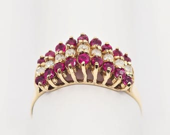 Beautiful 14K Solid Yellow Gold Designer Ruby & Diamond Cluster Ring - Size 8.50