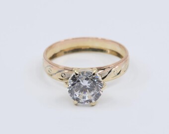 Unique 14K Karat Solid Yellow Gold Ladies Solitaire CZ Engagement Ring - Size 7