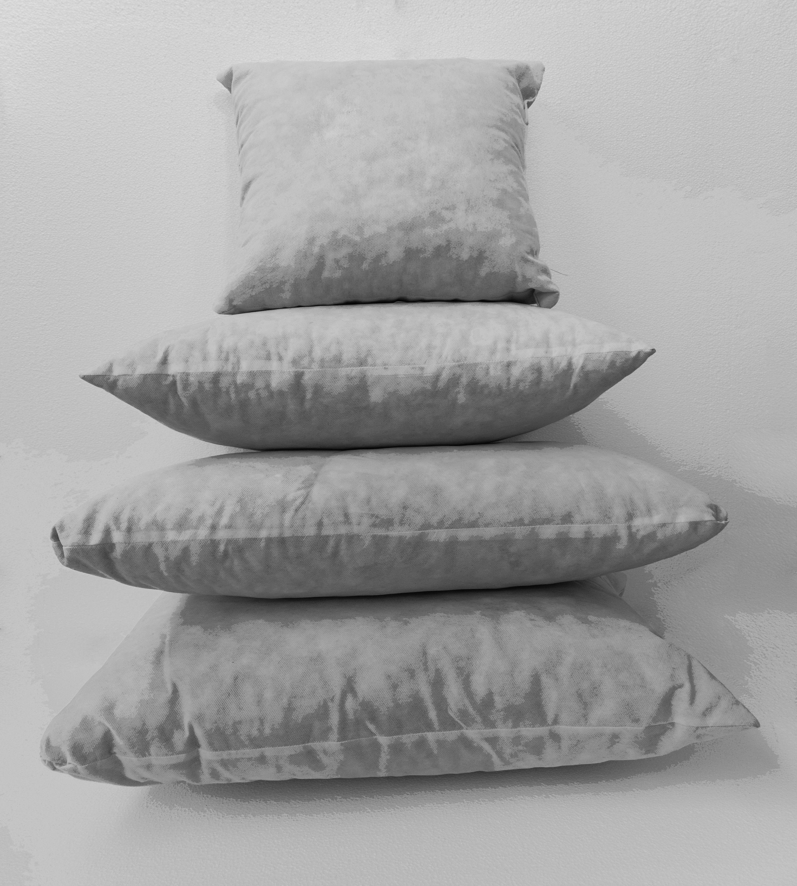 Set of 4 Throw Pillow Inserts With Down Alternative Pillow Stuffing for for  Form Inserts Made in USA 