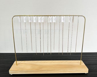 Permanent Jewelry Chain Display