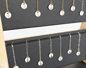 Etiquetas redondas permanentes para cadenas de joyería / Etiquetas de muestra numeradas para cadenas