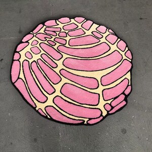 Concha de Fresa Pan Dulce Rug